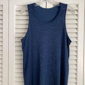 Lululemon Men’s Sleeveless Shirt Tank Top size Medium